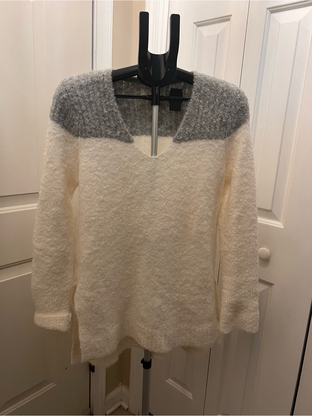 Two-Tone Women's Sweater - Cream and Gray Lou & Grey Alpaca Wool Blend Sz m